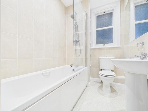 2 bed Flat to rent Image 9