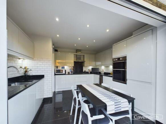 Kitchen/Breakfast Room