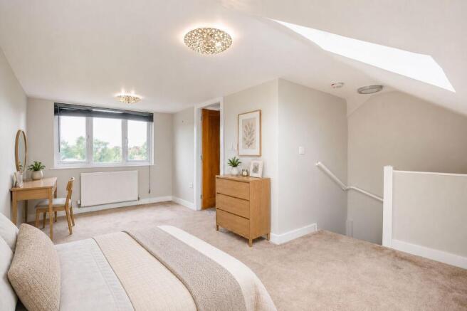 3 bed Terraced for sale Image 5