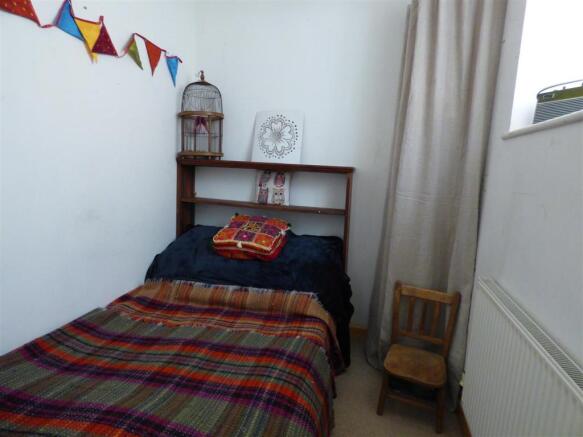 BEDROOM 3/STUDY
