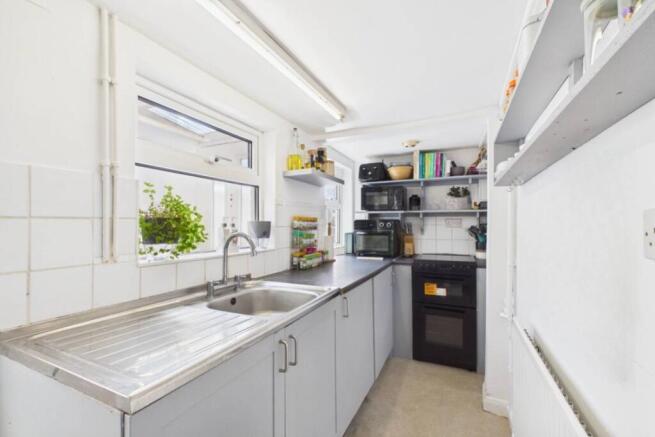 Everything you need in this charming kitchen 