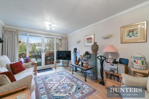 1 Justin Close, Brentford