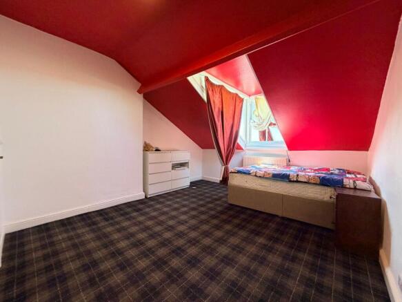 6 bed Not Specified for sale Image 9