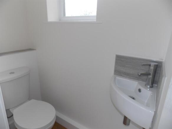 Cloak Room WC