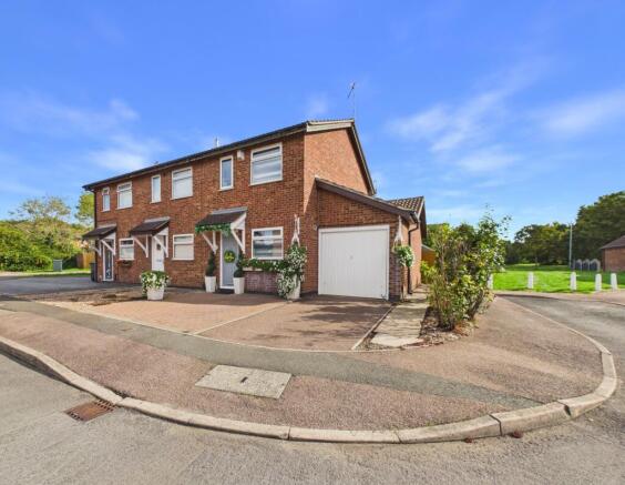2-bed terraced on Halstock Drive, Alvaston, £185,000