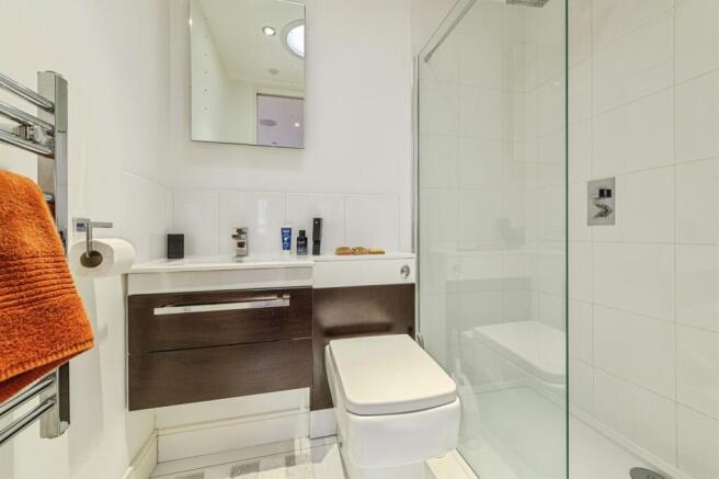 2 bed Town House for sale Image 6