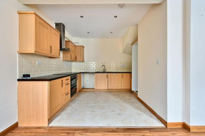 Broadwater Lane, Tunbridge Wells, TN2 photo 3