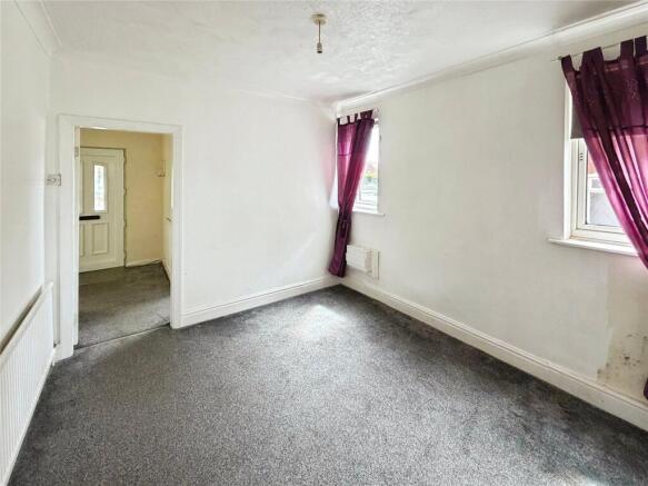 3 bed Semi-Detached for sale Image 10