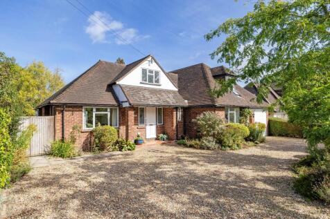 Heathway, East Horsley, Leatherhead, Surrey, KT24