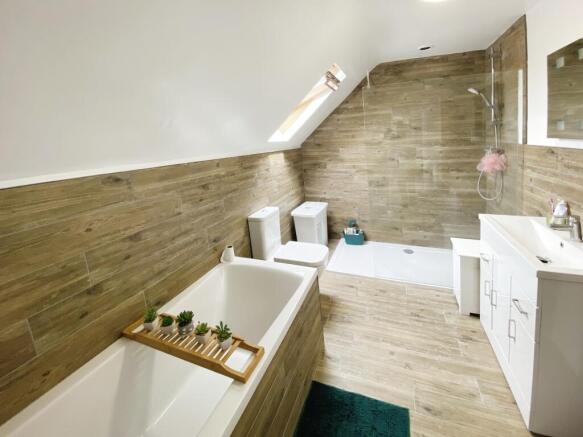 Family bathroom