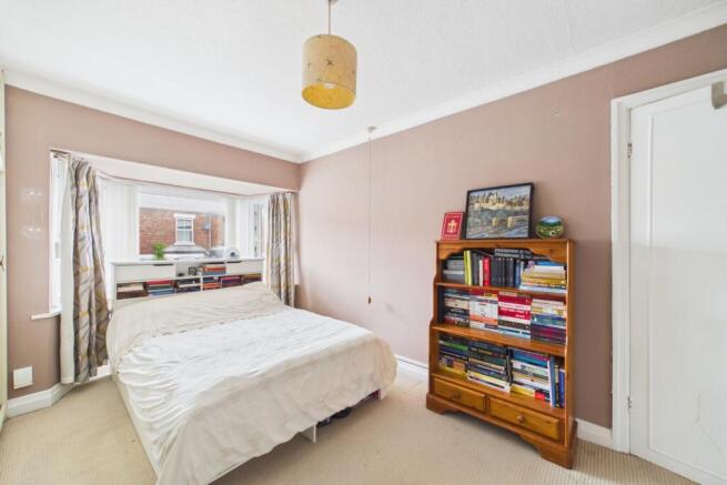 3 bed Terraced for sale Image 11