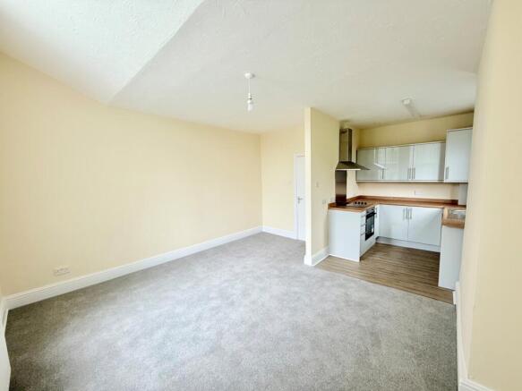 Lounge Kitchen