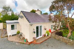 Gwastad Bach, Talwrn, Llangefni LL77 7TG
