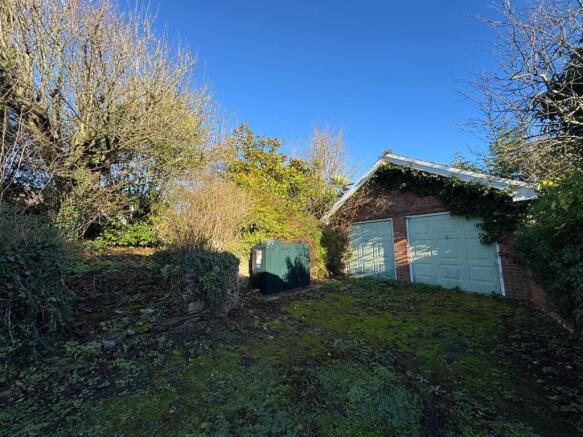 Detached Double Garage