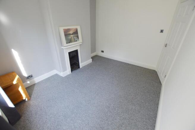 3 bed Terraced to rent Image 7