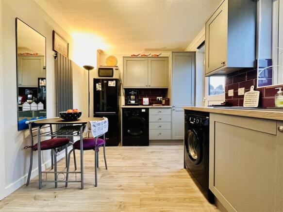 Kitchen/Breakfast Room