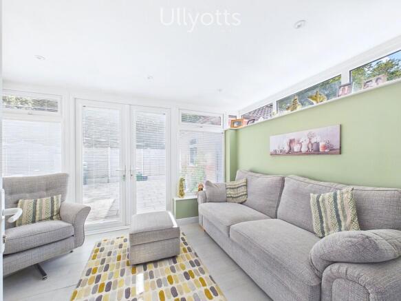 3 bed Semi-Detached for sale Image 8