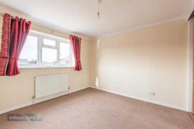 30 Cornwall Crescent (18)