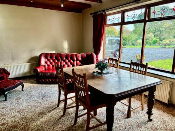 Lounge side 2