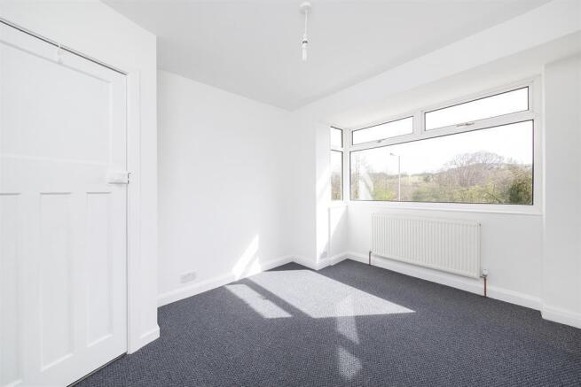 3 bed Semi-Detached to rent Image 9