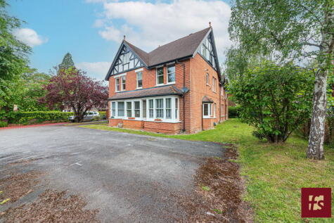 St Annes Court, Dukes Ride, Crowthorne, Berkshire RG45 6DN