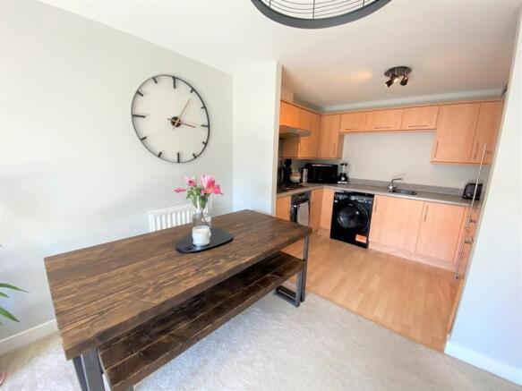 Dining Area/Kitch...