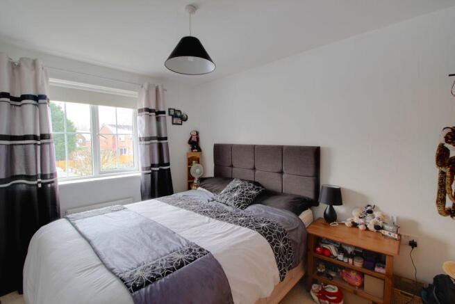 Bedroom 2 (Double)