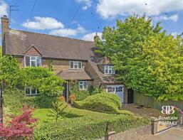 32, Chester Road, Chigwell IG7 6AJ