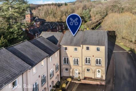 Grange Park Drive, Biddulph, Stoke-on-Trent, Staffordshire, ST8