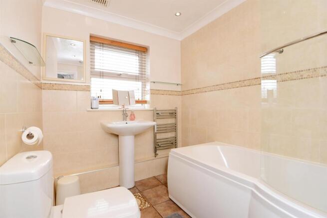 Family Bathroom: