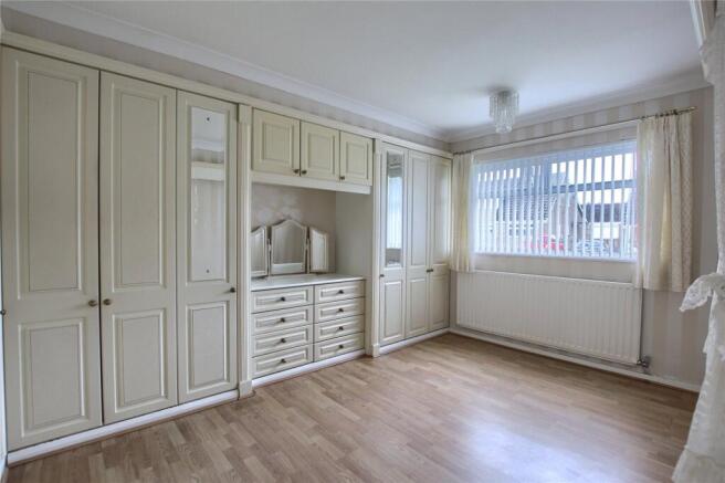 2 bed Bungalow for sale Image 6
