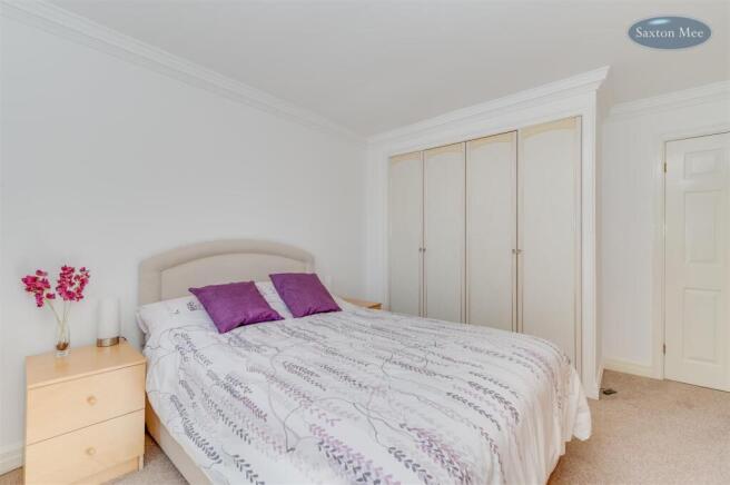 2 bed Apartment for sale Image 9