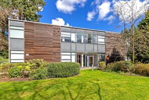Apartment 1, Medd Court, Hatfield Road, St. Albans AL1 3GR