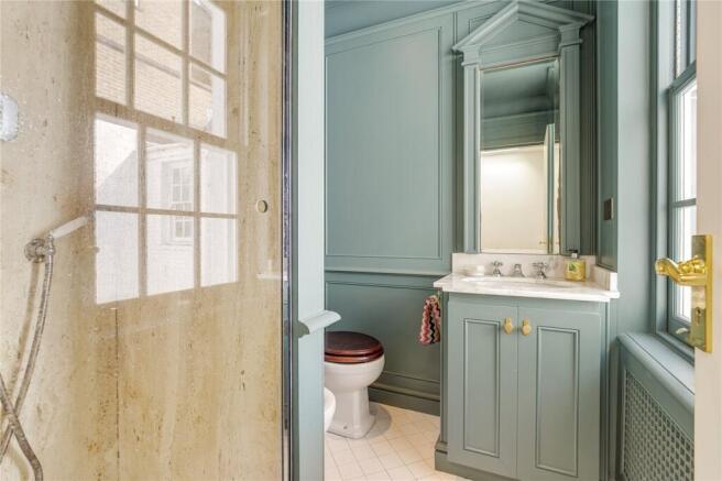 Family Shower Room