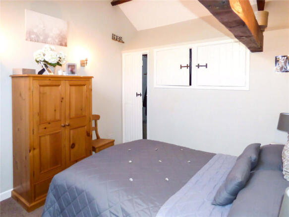 2 bed Semi-Detached for sale Image 9