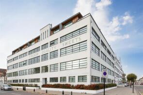 Flat 3, 6 Bridgepoint Lofts, Shaftesbury Road, Forest Gate, London E7 8PL