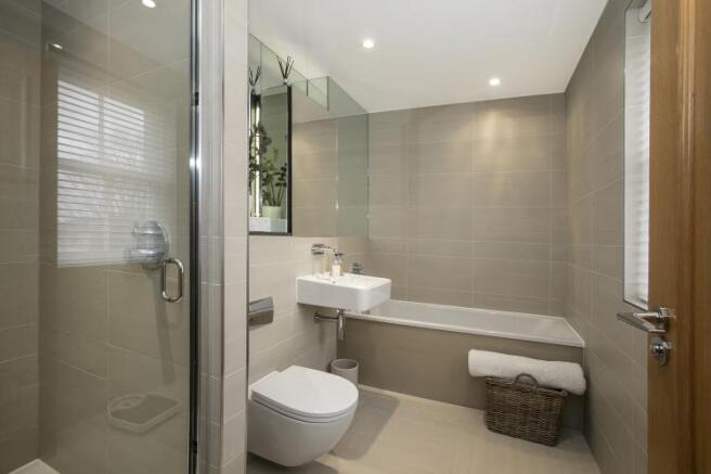 EN- SUITE