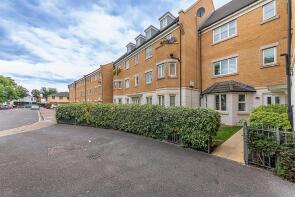 Flat 3, 75, Blakes Road, London SE15 6HE