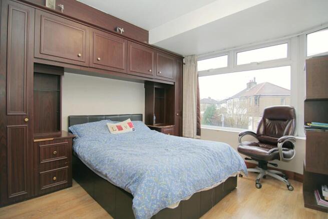 3 bed Semi-Detached for sale Image 9