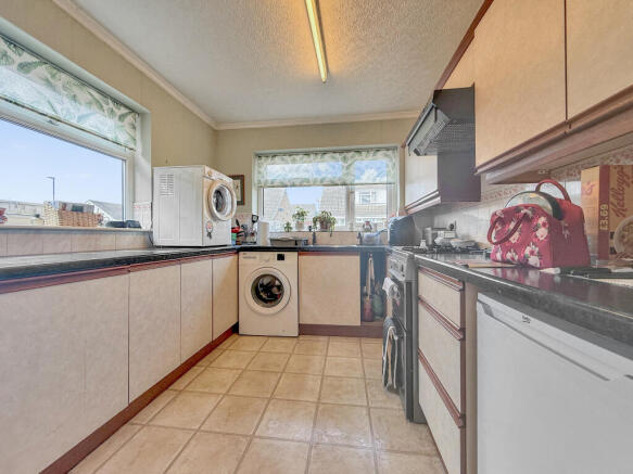 3 bed Semi-Detached Bungalow for sale Image 4