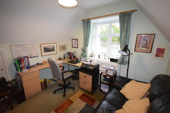 BEDROOM 1/OFFICE 