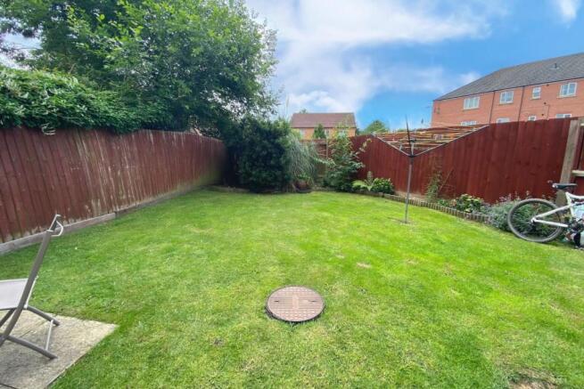 Rear Garden (2).jpg