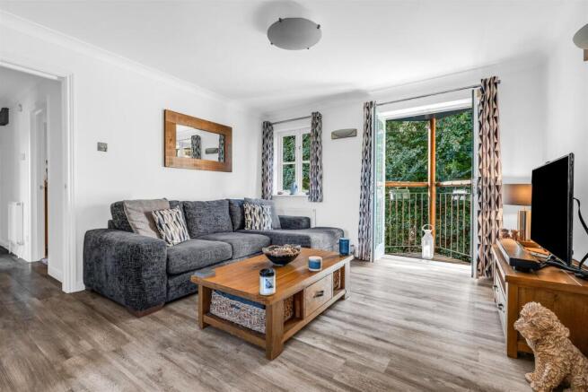 Coopers Court, Hertford photo 4
