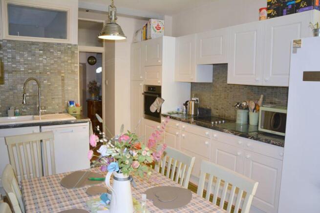 Kitchen/Breakf...