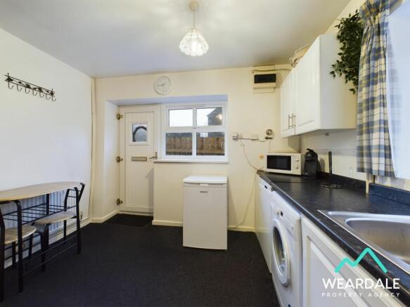 Cottage kitchen