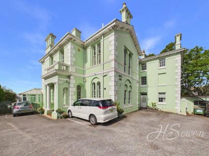 St. Lukes Road South, Torquay