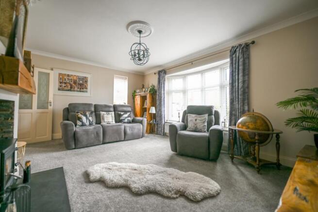 3 bed Semi-Detached for sale Image 5