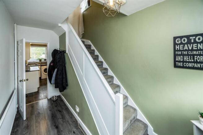 3 bed Semi-Detached for sale Image 8