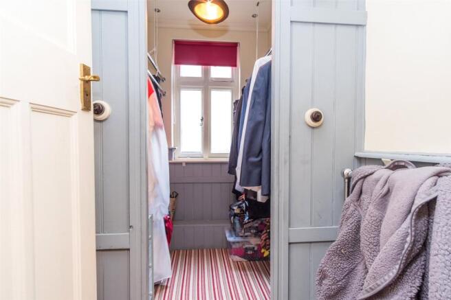 Walk In Wardrobe