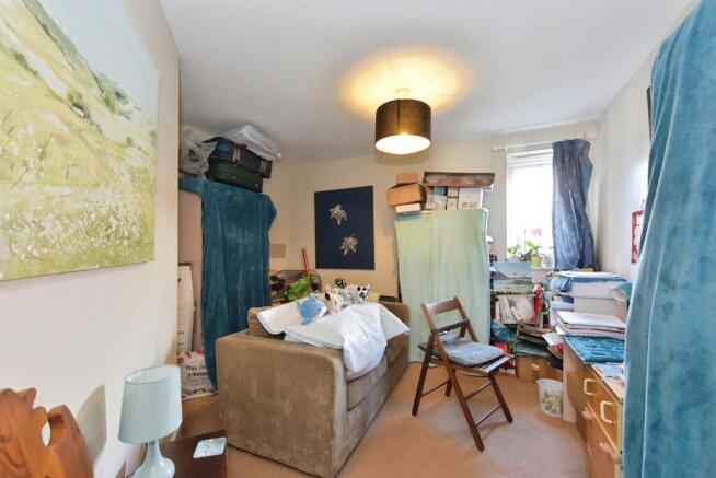 2 bed Flat for sale Image 8